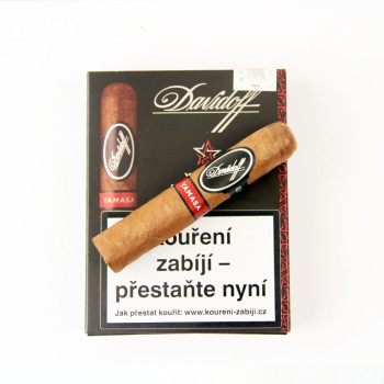 Davidoff Yamasa Petit Churchill 4er